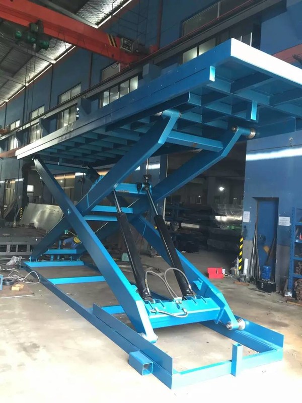 Loading Bay Lifts, Hydraulic Truck Dock Scissor Lift Table Size 2000