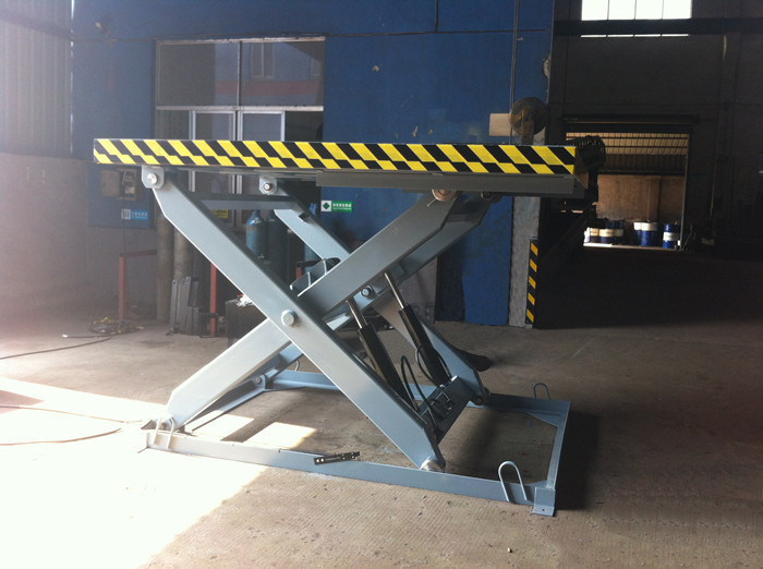 Hydraulic Lifting Loading Bay Scissor Lift With Anti Skid Plate And Toe ...